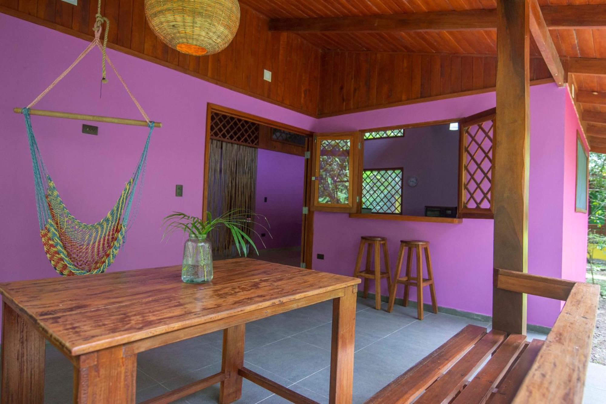 Hotel Casa Merlin Puerto Viejo de Talamanca Exterior foto