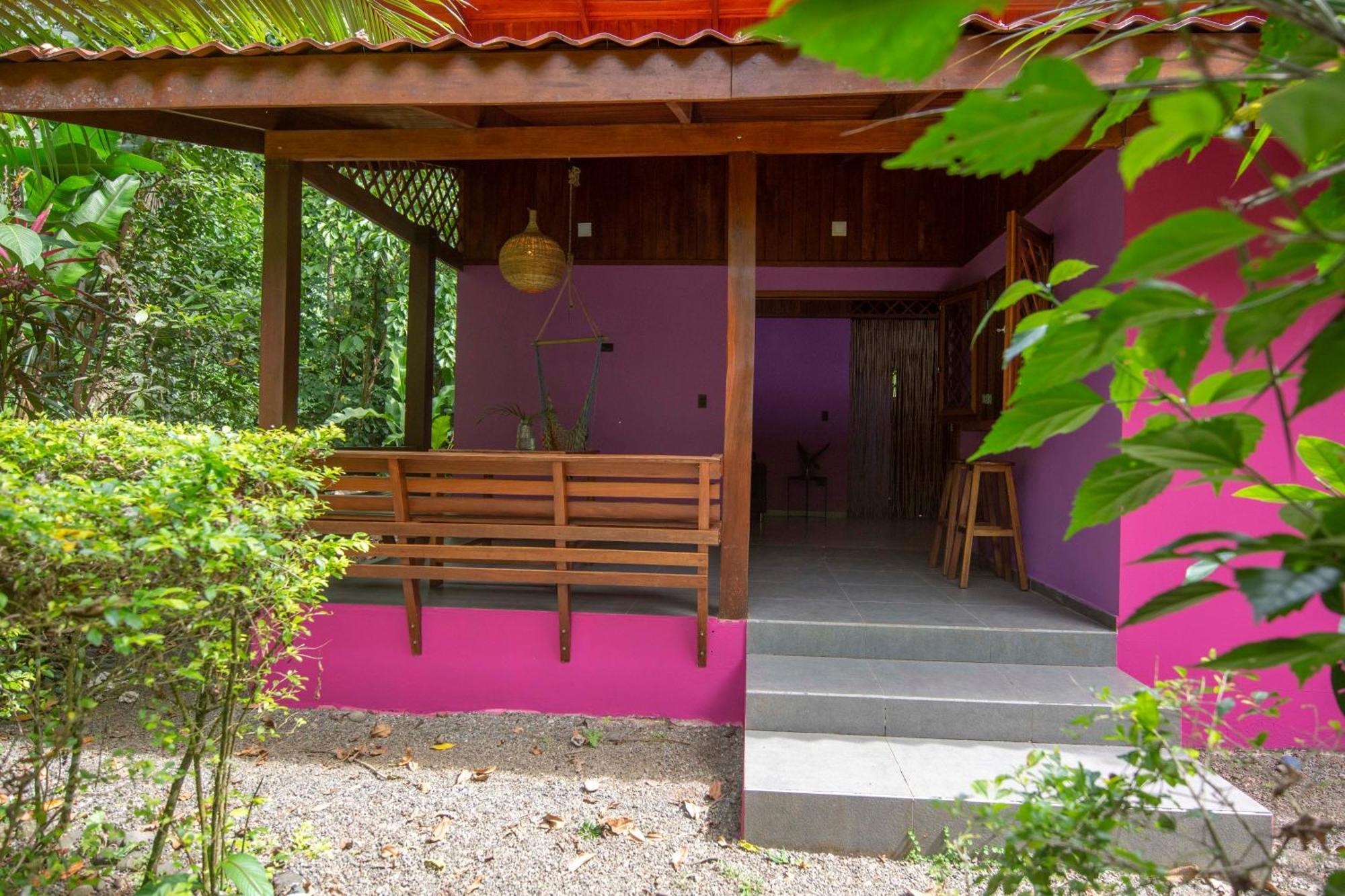Hotel Casa Merlin Puerto Viejo de Talamanca Exterior foto